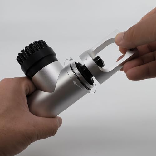 Golf Club Brush Cleaner with Water Spray Bottle and Sponge - Image 3