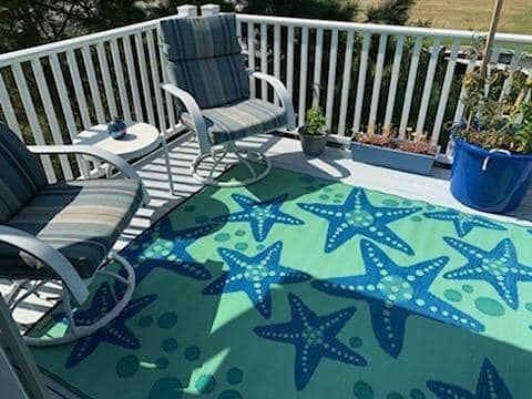Mad Mats Outdoor Rug, Reversible Plastic Mat - Image 2