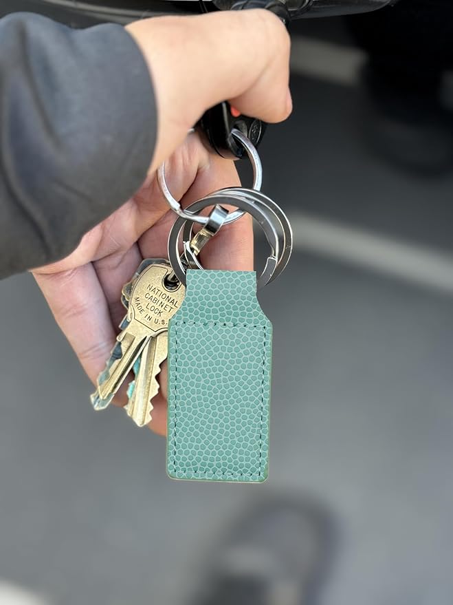 LaserGram Rectangle Keychain, Golfer Golfing, Personalized Engraving Included
