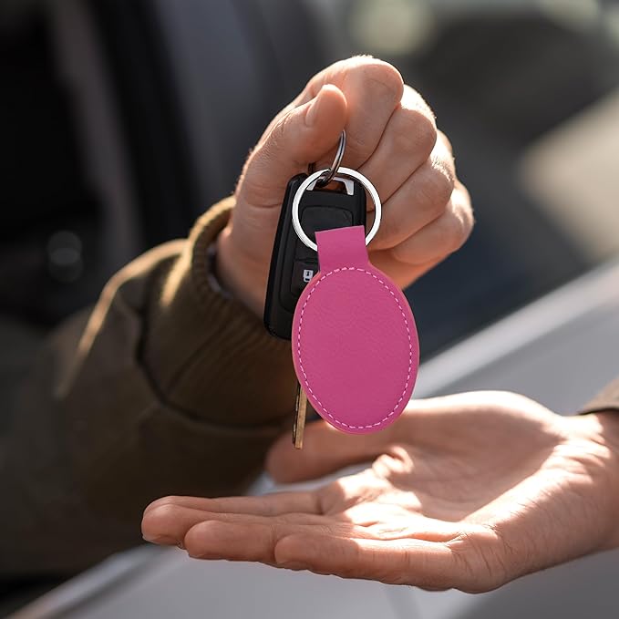 LaserGram Oval Keychain, Golfer Golfing, Personalized Engraving Included (Hot Pink)