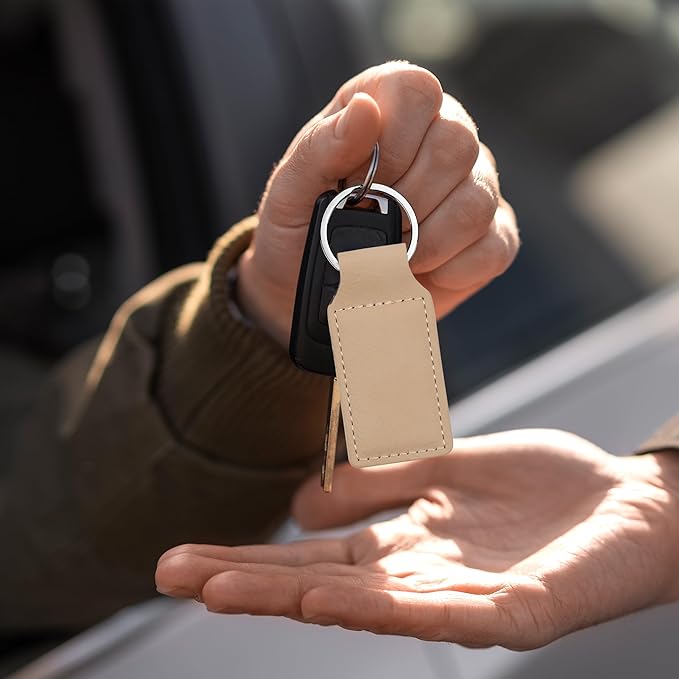 LaserGram Rectangle Keychain, Golfer Golfing, Personalized Engraving Included