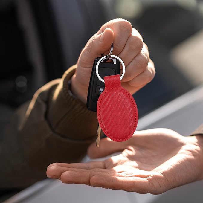 LaserGram Oval Keychain, Golfer Golfing, Personalized Engraving Included (Carbon Fiber Red)
