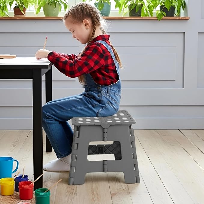 Utopia Home Folding Step Stool 9 Inch, built-in handle, and 300 lbs support - Image 3