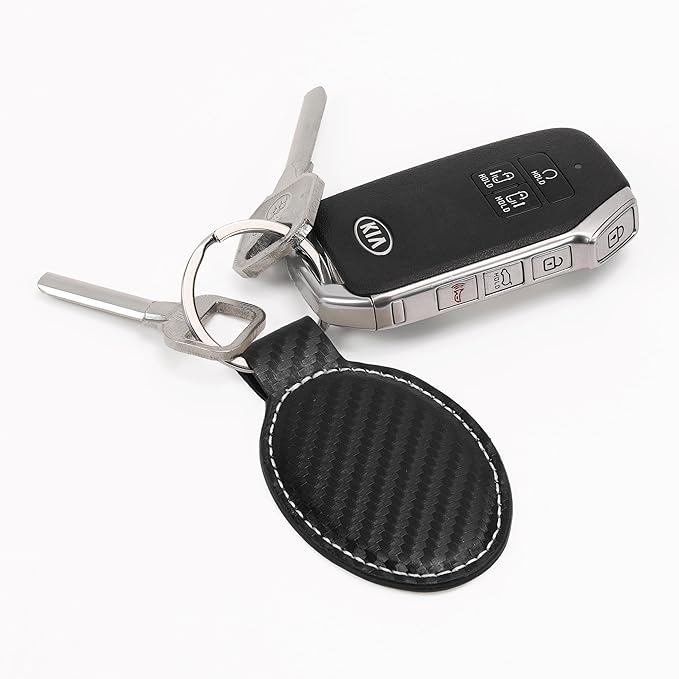 LaserGram Oval Keychain, Golfer Golfing, Personalized Engraving Included (Carbon Fiber Black with Silver)